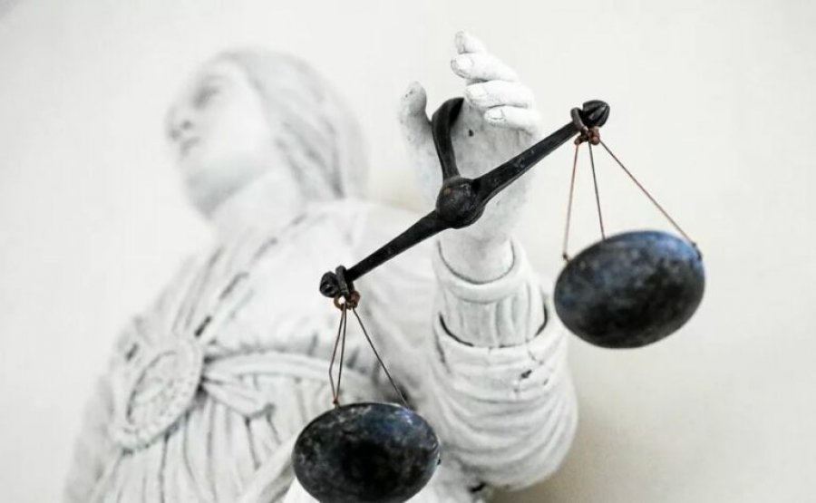 Kapet me 18 kg marijuanë, në pranga shqiptarja, nënë e 4 fëmijëve