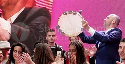 Kapitujt e çelur të BE realizohen kur sulltanuci Rama të ketë fatin e Sanader