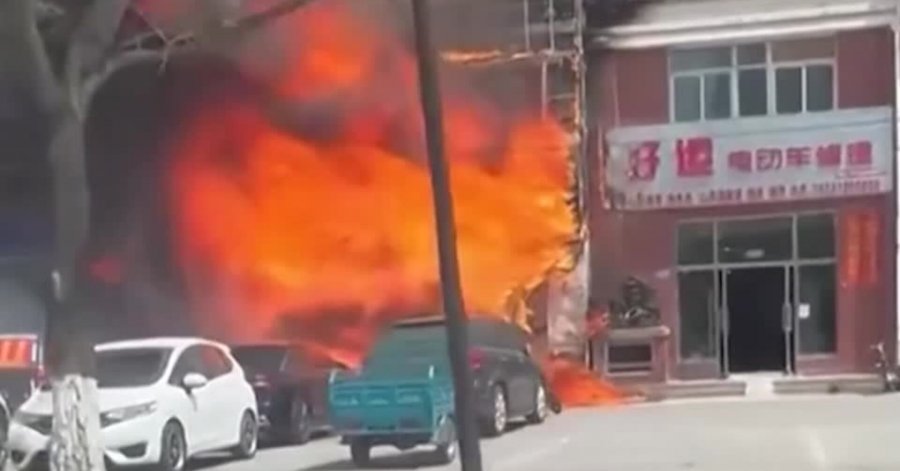 Kinë/ Shpërthen zjarri në një restorant në Liaoning, të paktën 22 persona humbin jetën