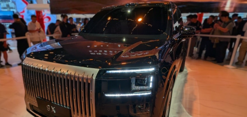 Kinezët prodhojnë një “Rolls-Royce” për… të varfërit!
