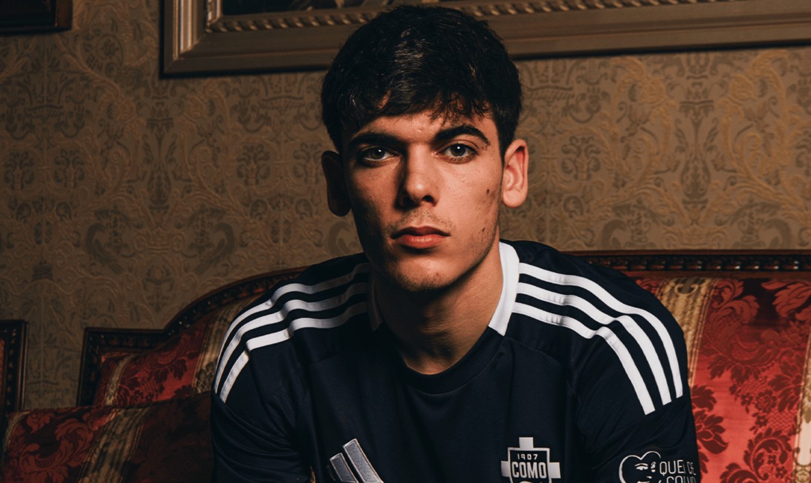 Klubi i Serisë A bindet nga mbrojtësi i Barcelonës, gati të paguajë klauzolën për kartonin e tij