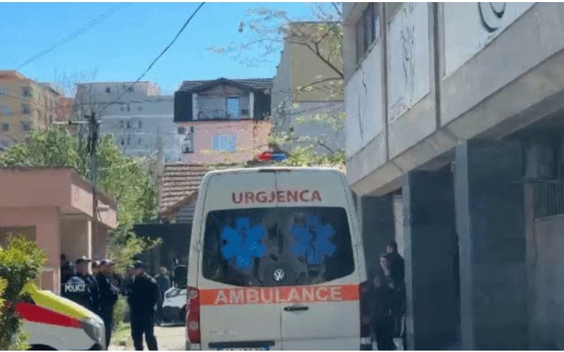 Konflikt mes të rinjve në Lezhë. Njëri në gjendje të rëndë në spital, tjetri arratiset