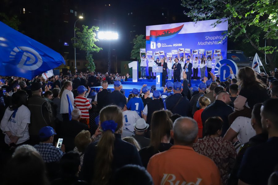 Kredemokrati Sali Berisha të enjten në Librazhd e Prrenjas, takim me qytetarë e demokratë