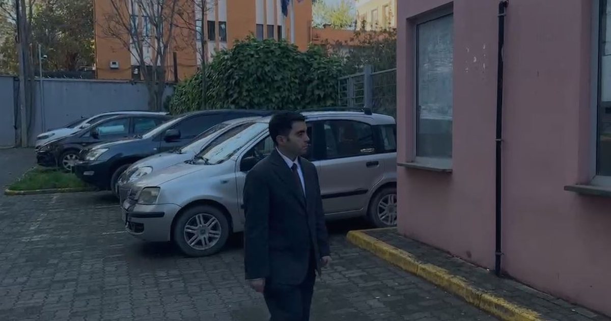 Kreu i Komisionit të Prokurimeve Publike, Jonaid Myzyri paraqitet në SPAK