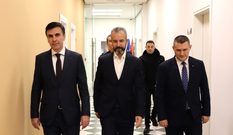 Krimet zgjedhore. Ambasada britanike jep detaje për takimin me kryeprokurorin Çela, Dumanin dhe Celibashin