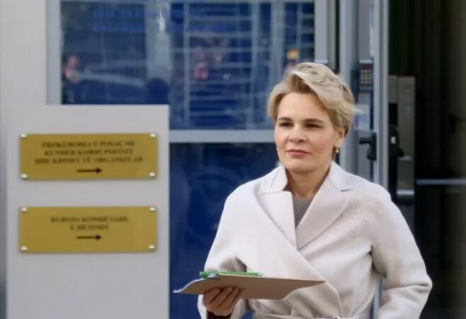 Kryemadhi paraqitet në SPAK, në zbatim të masës detyrim paraqitje