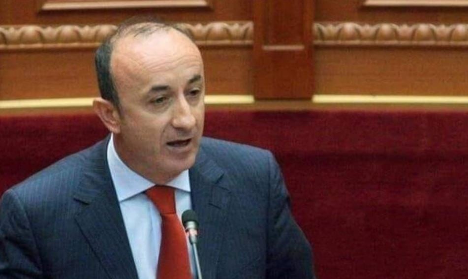 “Kryestrategët që bënë listat”, lënia e disa emrave jashtë garës për deputet, Dashnor Sula: Kush do i përfaqësojë të krishterët në Elbasan?!