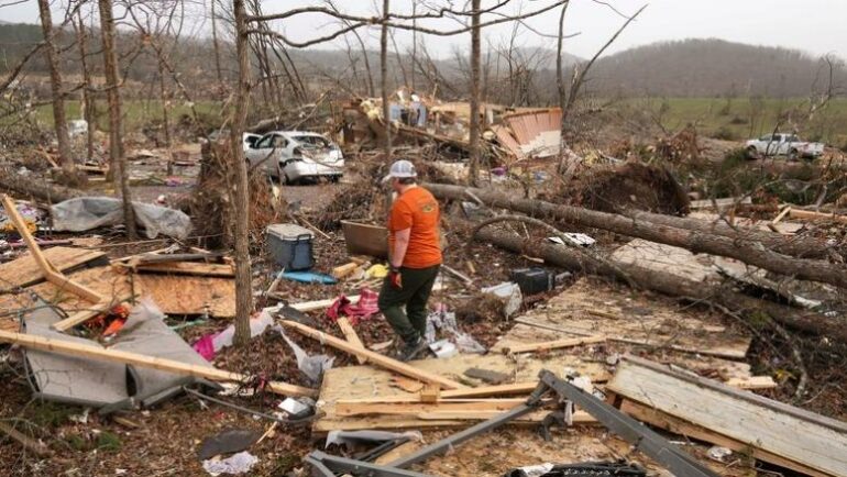 Kushtet Atmosferike/ Moti i keq godet SHBA-në, ja sa shkon numri i viktimave