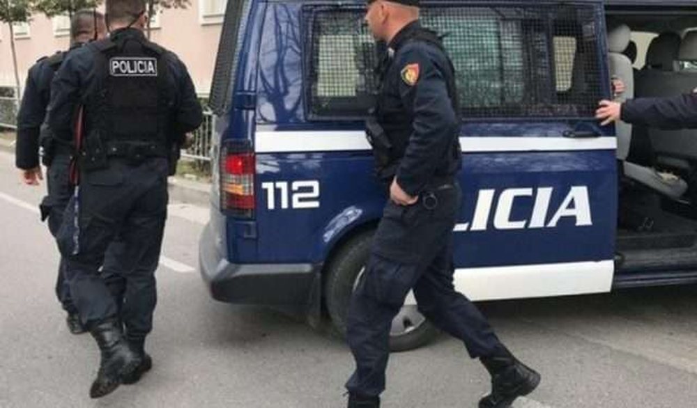 Legalizuan tre objekte në Palasë/ 17 persona dërgohen në gjyq, mes tyre zyrtarë dhe…