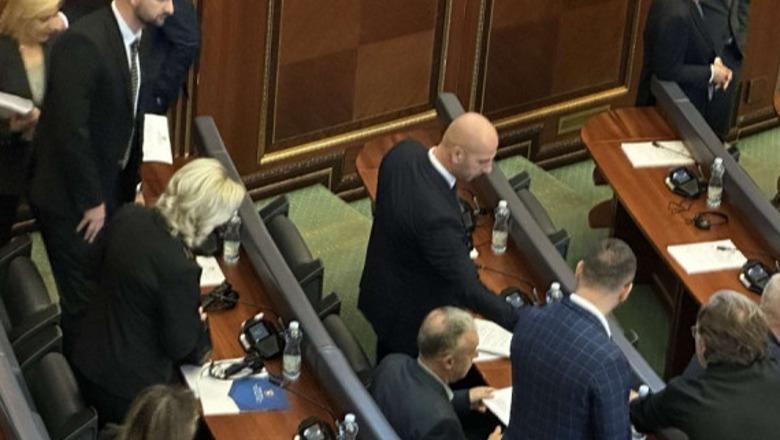 LIVE! Nis seanca konstituive e Kuvendit të Kosovës, pritet zgjedhja e kryeparlamentarit, të pranishëm edhe deputetët e Listës Serbe