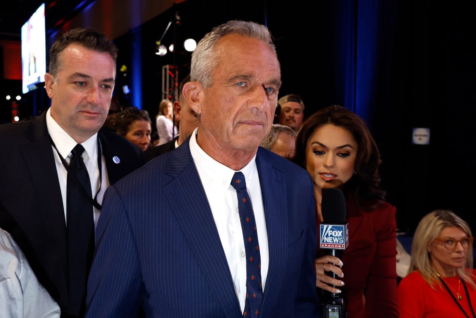 LUFTA USHQIMORE/ Robert Francis Kennedy zbulon dëshmi të luftës ushqimore, toksina që ju injektohen për gjymtimin e metabolizmit