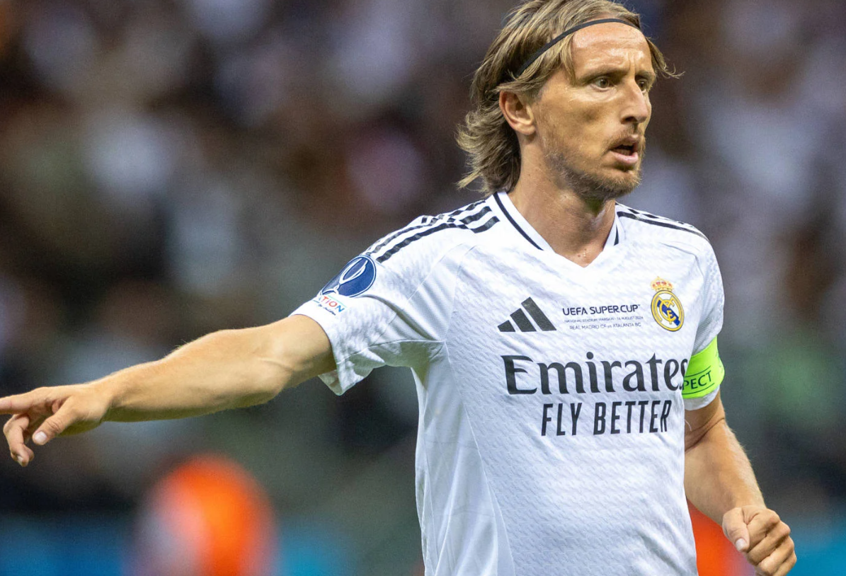 Luka Modriç mendon për të ardhmen pasi të tërhiqet nga futbolli, blen aksionet e klubit britanik