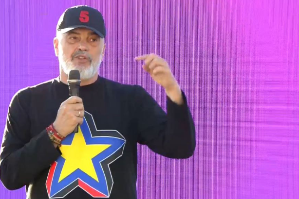 “Luli thoshte 7×7=42, bufi thotë 7×7=6 mln”, Rama: Do të kishim sërish firmat piramidale nëse shqiptarët s’do na kishin votuar