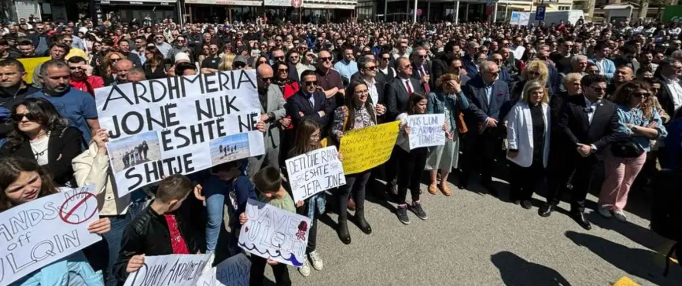 Mal i Zi/ Kundërshtohet investimi arab në plazhin e Ulqinit