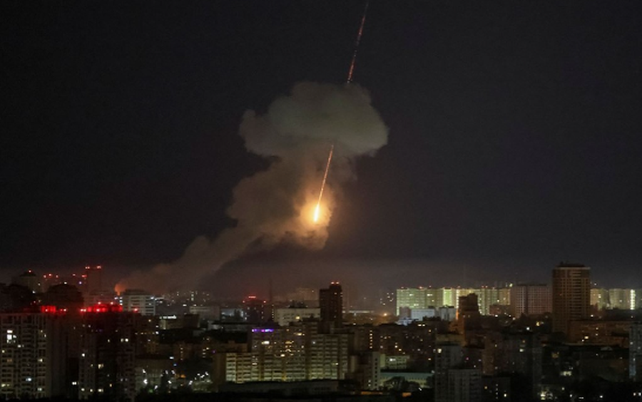 ‘Mami, kam frikë’/ Nëna nga Kievi përshkruan se si i ngushëllon fëmijët e saj gjatë sulmeve ruse