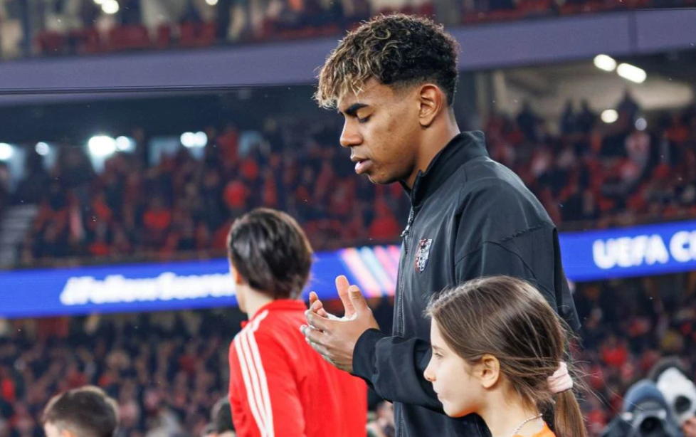 Man City dhe Liverpool kërkojnë “të vjedhin” adoleshentin e mrekullueshëm, Yamal ia thotë prerë agjentit: Nuk iki askund përveç Barcelonës