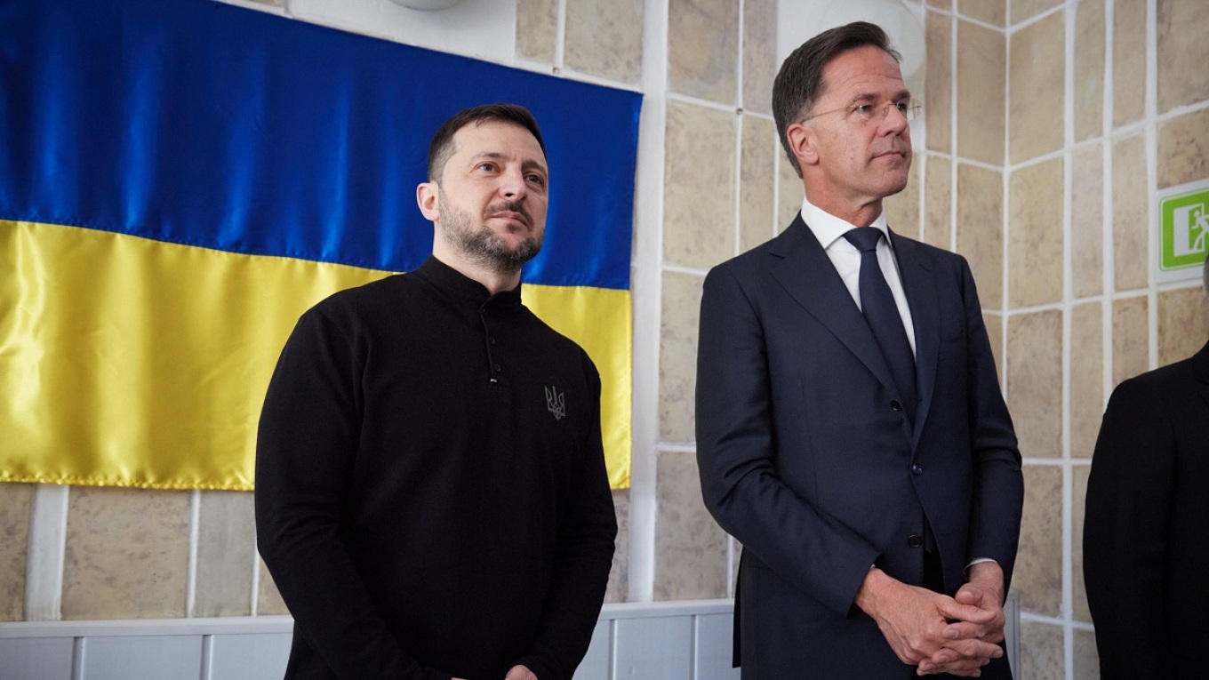 Mark Rutte vizitë të paparalajmëruar në Ukrainë: Mbështetja e NATO-s, e palëkundur!