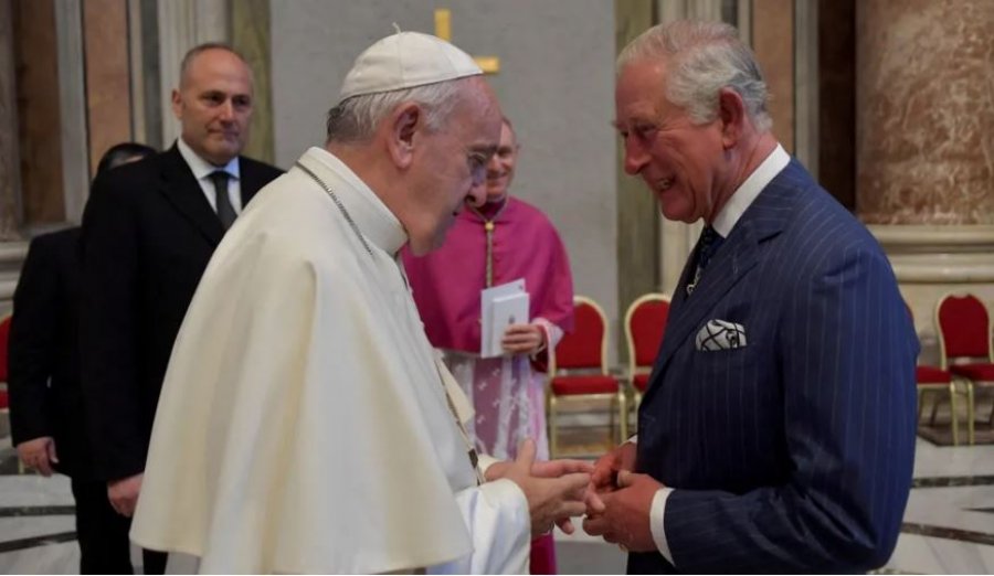 Mbreti takon Papën, takim privat në Selinë e Shenjtë në Vatikan