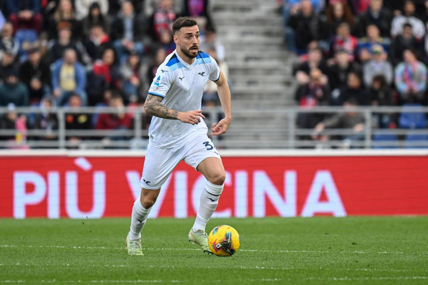 Mbrojtësi spanjoll i Serie A fiton vëmendjen e klubeve europiane, kushton 35 mln euro