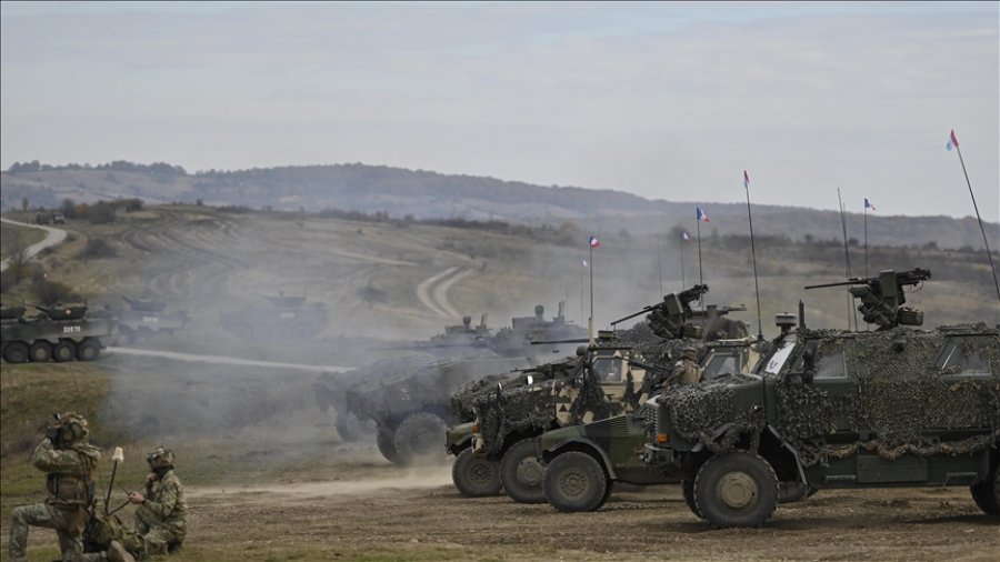 Mbrojtja rajonale/ Vendet nordike do të blejnë së bashku qindra automjete të blinduara suedeze