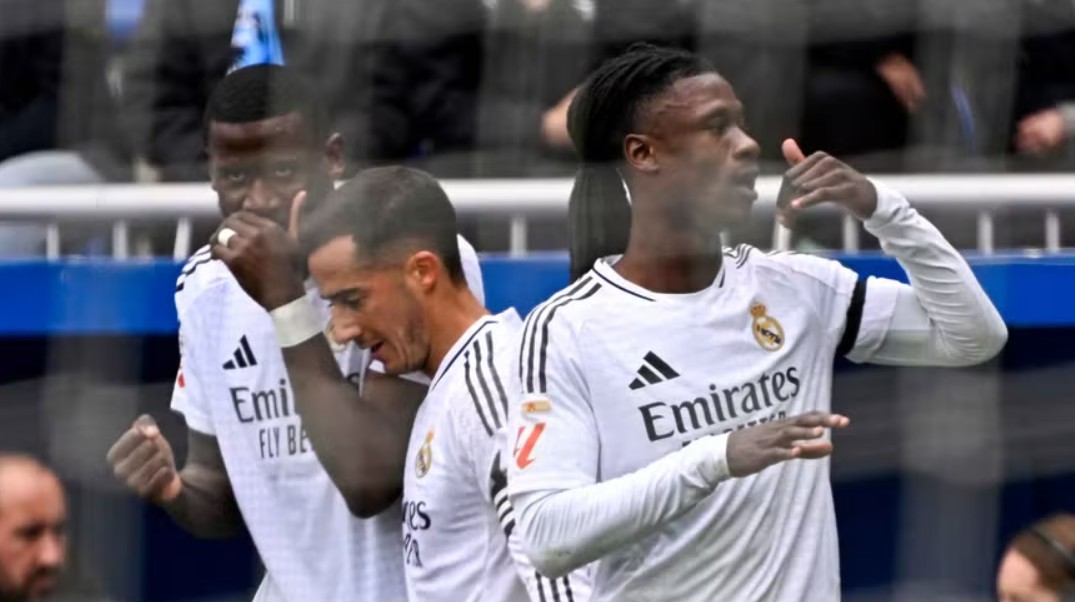 Me një lojtar më pak, por Reali del me 3 pikë nga transferta ndaj Alaves (video)