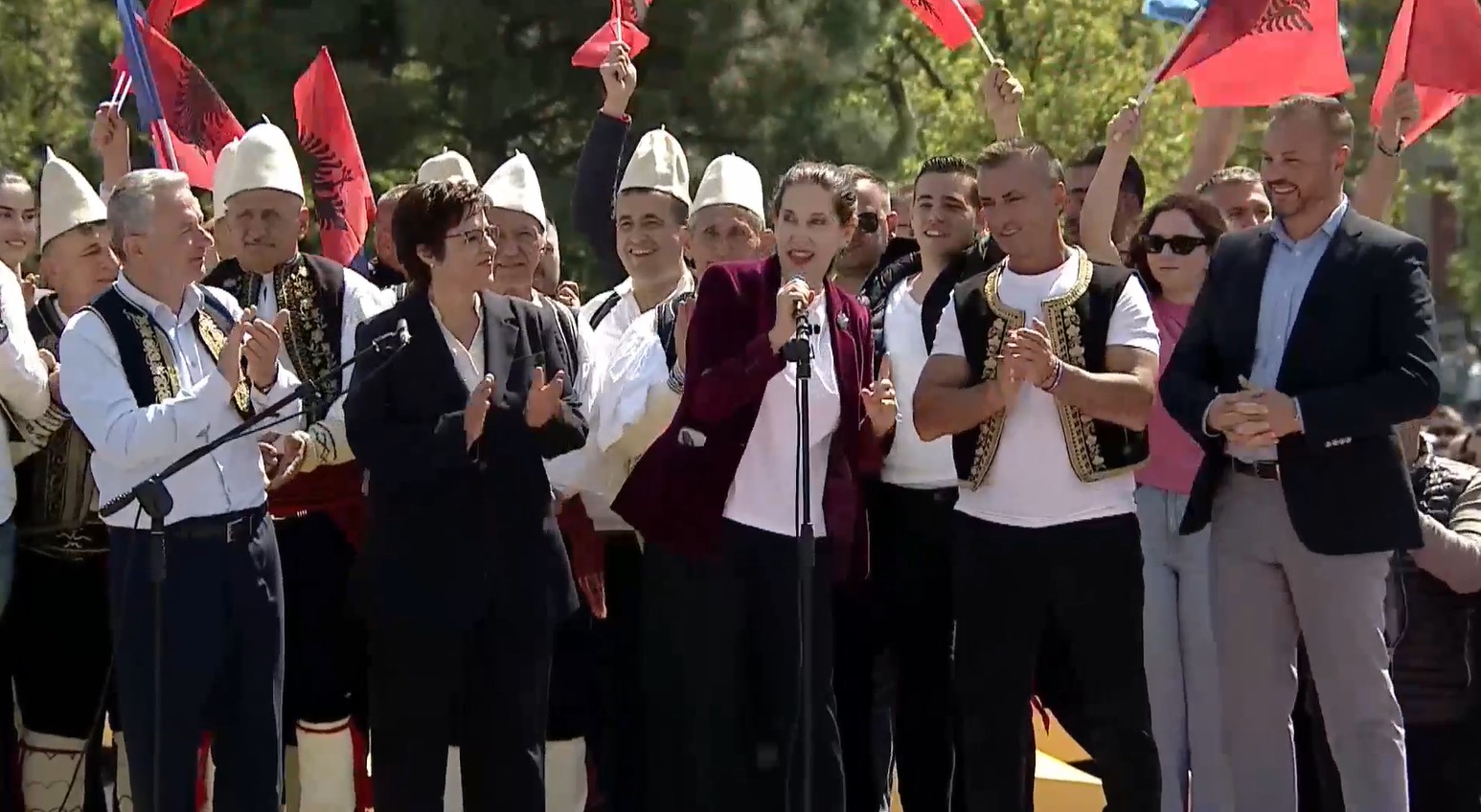 Mirela Kumbaro: Do blindojmë 3 mandate në Gjirokastër, synojmë rezultat historik 4-0