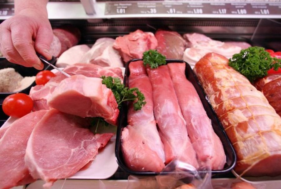 Mishi nga jashtë, 19 herë më i lirë se ai i vendit! Kontrastet e forta me çmimet e eksportit dhe importit