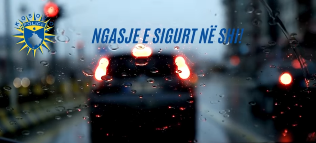 Moti me shi, policia apelon për kujdes të shtuar në trafik