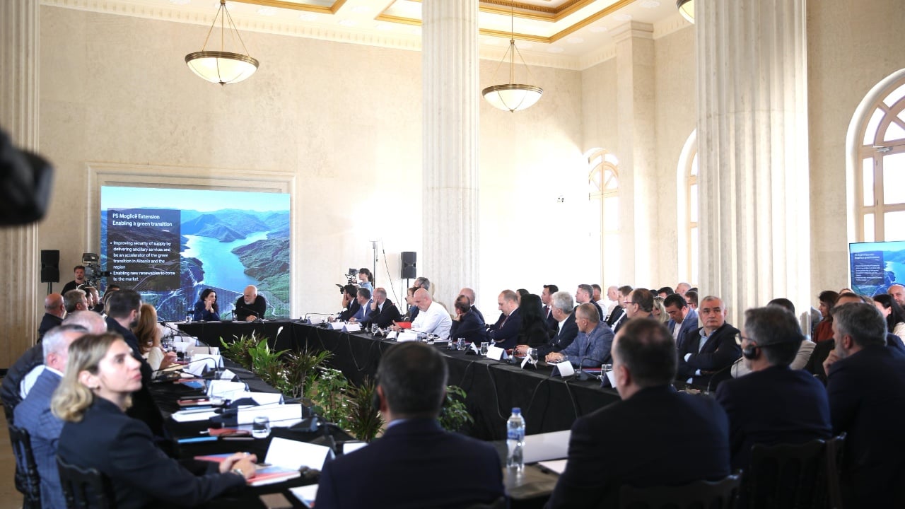 Nafta në Shpirag, Rama: Kompania Shell po përpiqet që të bëjë pazar në traditën holandeze, kjo flet qartë se ka një vlerë të madhe