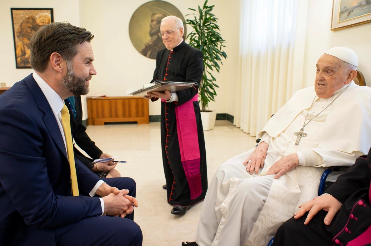 “Ndalni luftën në Gaza e Ukrainë”, Papa Françesku jep mesazhin nga sheshi Shën Pjetër në Vatikan