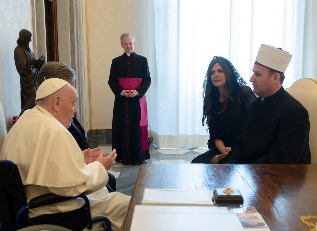Ndarja nga jeta e Papa Françeskut, kreu i KMSH: Bota ka humbur një kryetar shteti e lider fetar që punoi shumë për paqe!