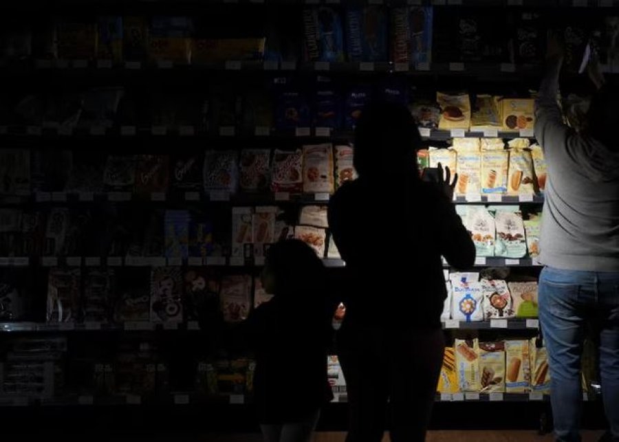 Ndërprerja e energjisë elektrike në mbarë vendin, Spanja shpall gjendjen e jashtëzakonshme