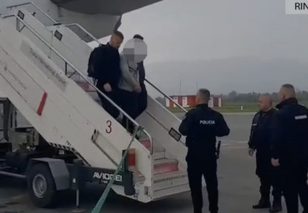Në kërkim ndërkombëtar, ekstradohen dy persona/ GJKKO cakton masën…