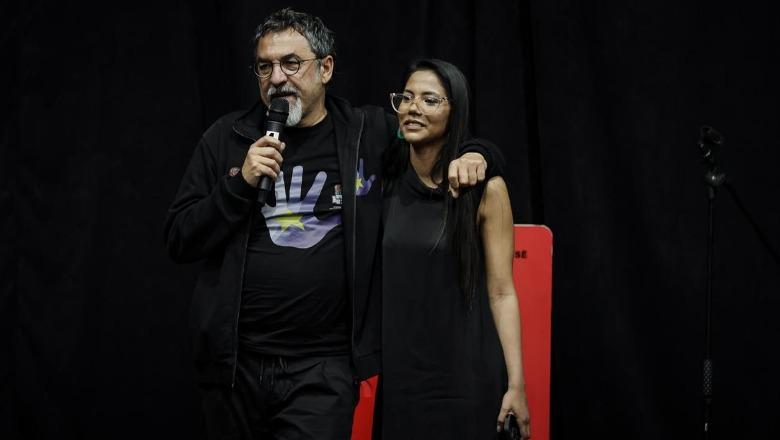 “Nëse ne kemi hasur barriera, Ina është përballur me mure”/ Çuçi takim me komunitetin rom në Vlorë: Nëse nuk zgjidhet deputete do të jetë në qeveri