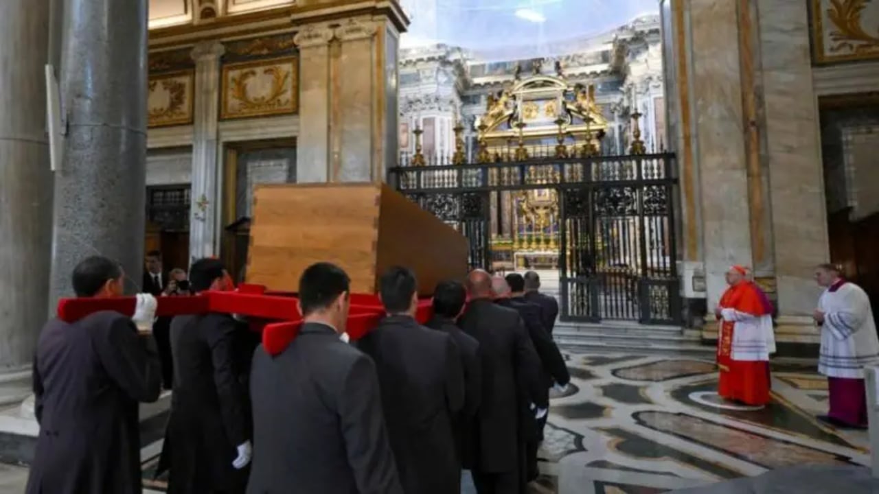 Nga Shën Pjetri në Shën Marinë, udhëtimi i fundit i Papa Françeskut