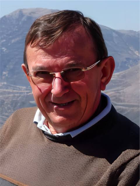 Një vështrim i shkurtër i arsimit të lartë në Shqipëri