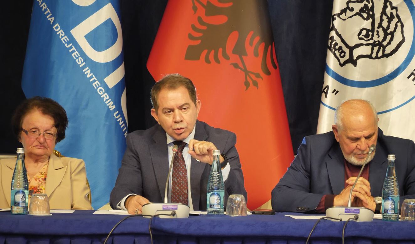 “Nuk është dëgjuar kurrë zëri për Çamërinë”/ Idrizi: Vetëm PDIU e ka kthyer nga një tabu, në kauzë shtetërore