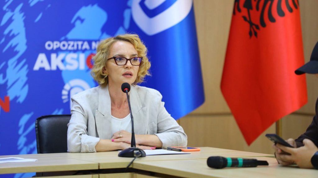 “Nuk ka rrugë të shkurtër për në BE”, Zhulali: Ramës i ka mbetur në dorë pasaporta biometrike e Berishës