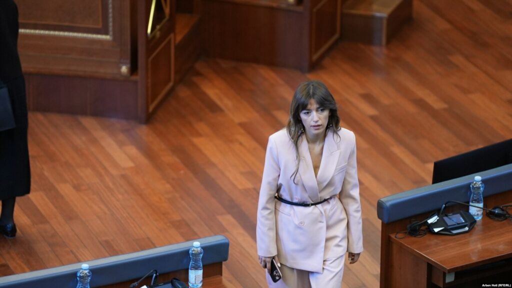 Nuk kalon sërish Albulena Haxhiu, Kuvendi i Kosovës pa kryetar