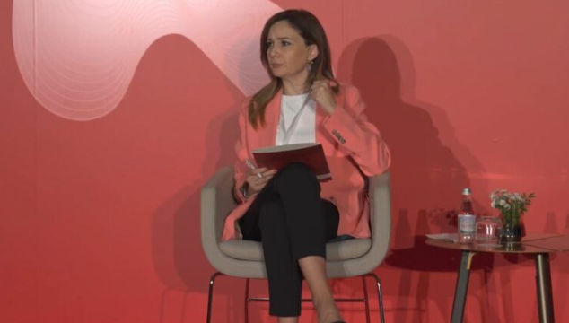 “Nuk ke nevojë të jesh burrë për të qenë e fortë”/ Tabaku në Samitin Global të Grave: Besoj në forcën individuale të gruas