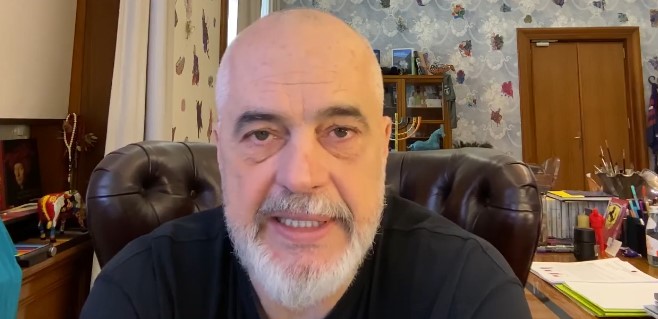 “Nuk u bënë socialistë”/ Rama i pergjigjet komenteve: Ja cila është arsyeja pse mu bashkuan të rinjtë e FRPD në betejë