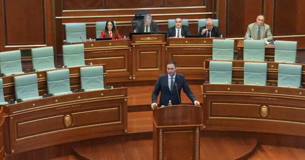 Nuk zgjidhet kryeparlamentari i Kosovës për herë të dytë, seanca shtyhet për të hënën