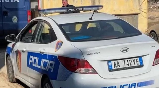 Operacioni “Top Secret” në Ksamil, policia dhe FNSH aksion për kapjen e personave me rrezikshmëri të lartë