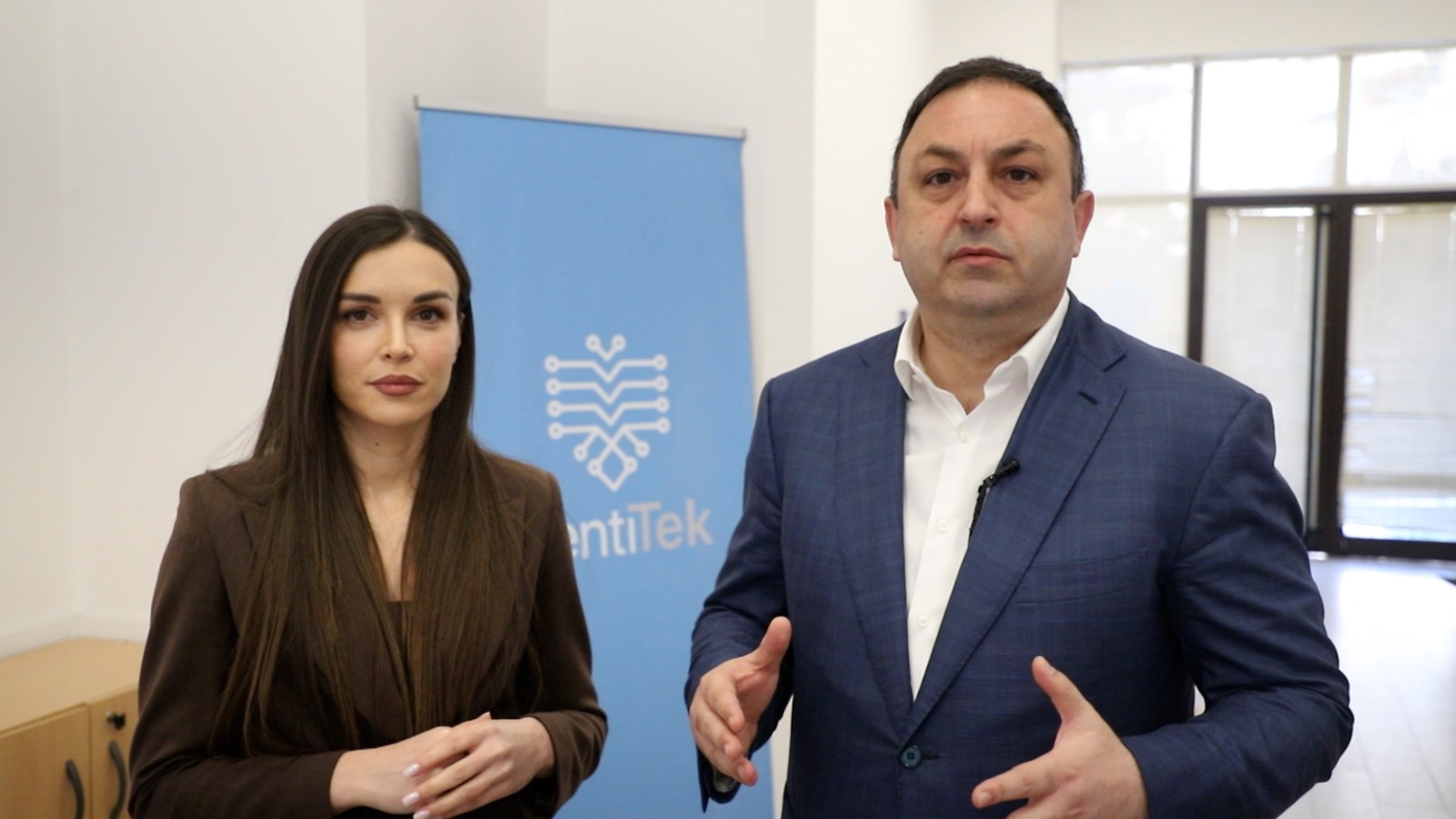 Pajisja me pasaportë të re, ndryshojnë rregullat. Qytetarët mund të aplikojnë online për kuponin