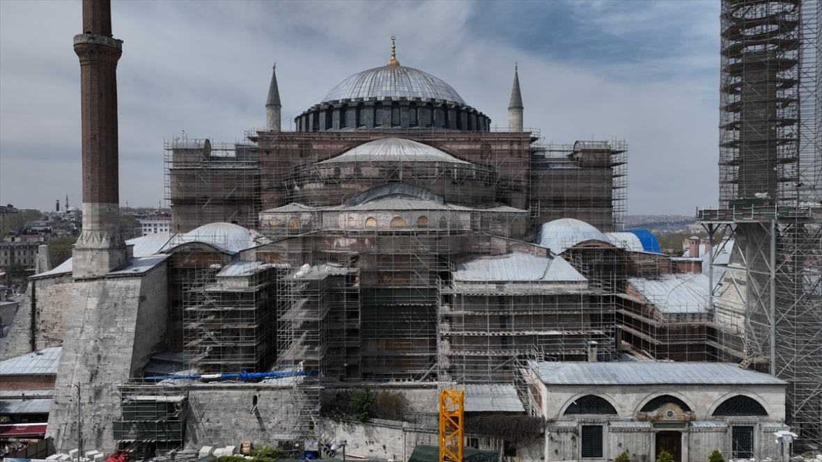 Pamja e re por e përkohshme e Hagia Sophia-s