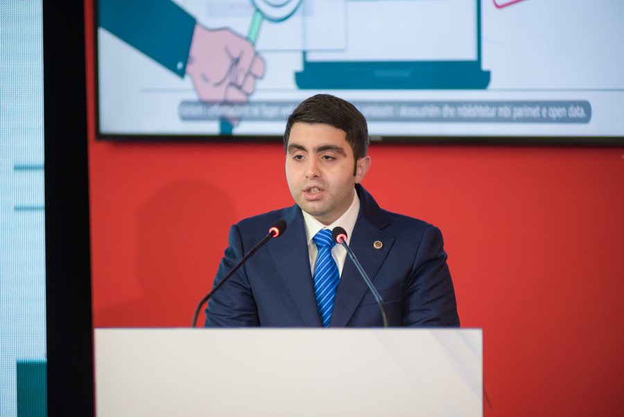 Paraqitet në SPAK kryetari i Komisionit të Prokurimit Publik, Jonaid Myzyri