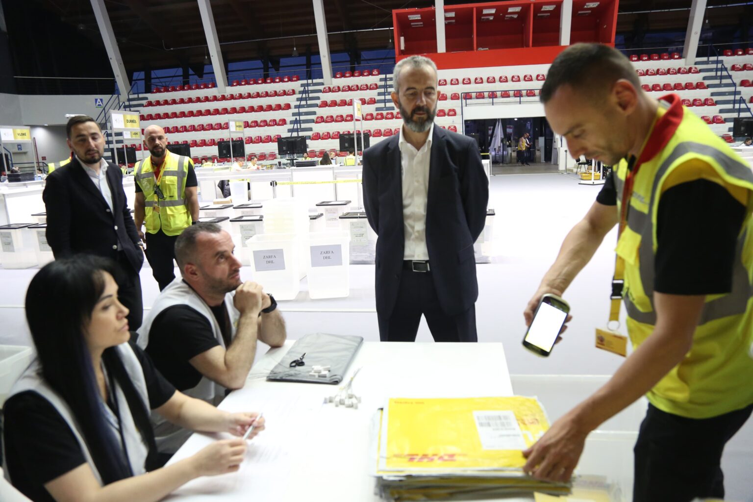 PD, letër zyrtare KQZ-së: Na vini në dispozicion proces-verbalet e zarfeve për diasporën!