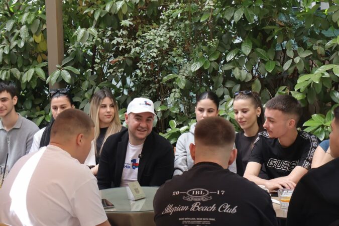 “Përjashtim nga tatimi mbi të ardhurat deri në moshën 25 vjeç”/ Klevis Balliu: Të rinjtë janë prioriteti ynë