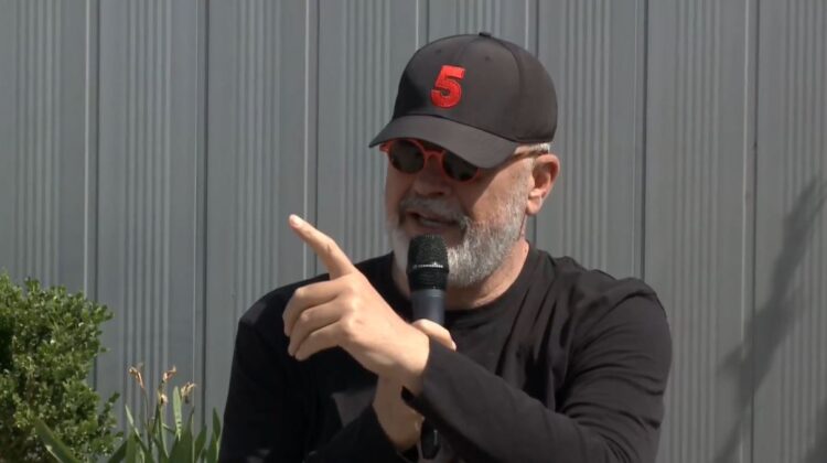 Përplasja/ Rama nuk i jep fjalën fermerit demokrat: S’je i joni!