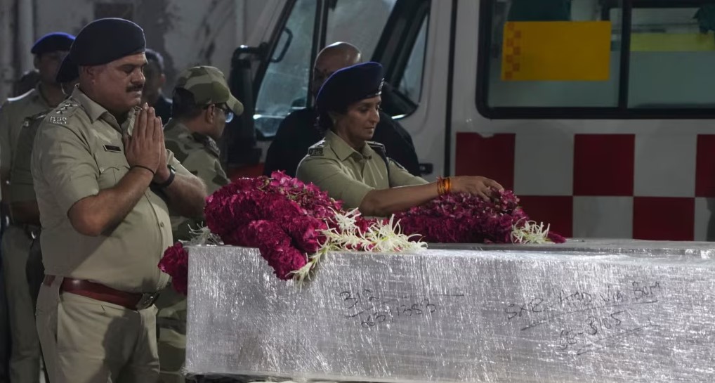 Përshkallëzohen tensionet mes Indisë dhe Pakistanit, pas sulmit vdekjeprurës në Kashmir